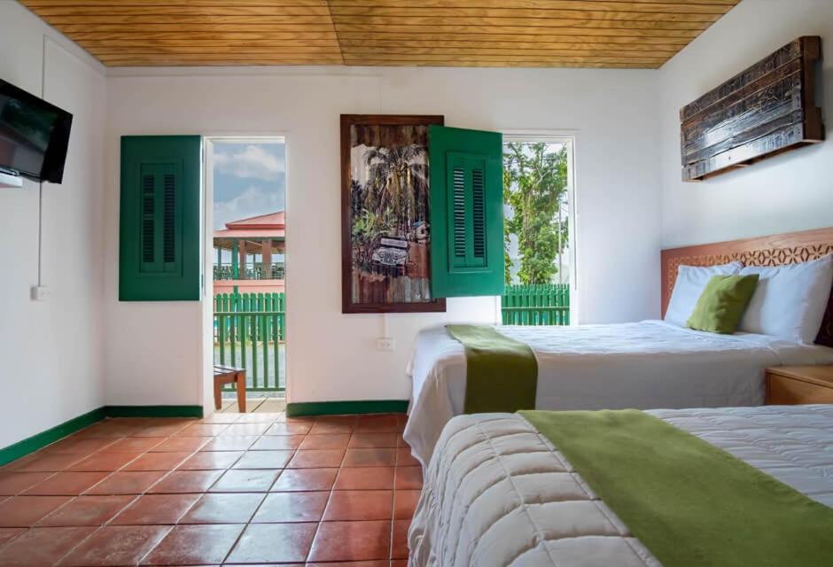 Hacienda Juanita Hotel Maricao Luaran gambar